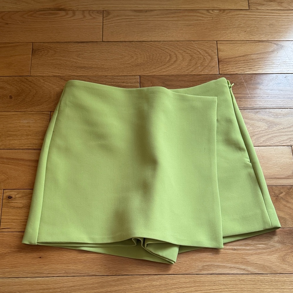 Zara Lime Green Women's Skort